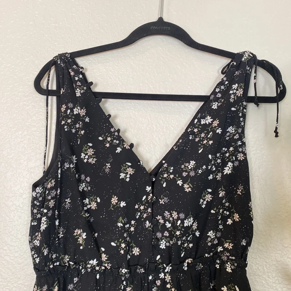 Cupcakes & Cashmere Flirty Lida Floral Dress | size 6 - Picture 3 of 9